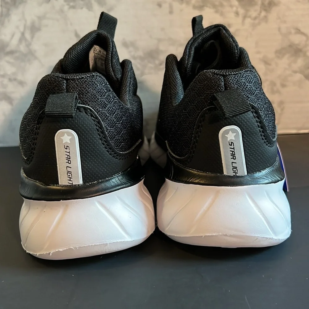 Ladies Etonic Starlight‎ Sneakers Size 7.5 Black/White NWT